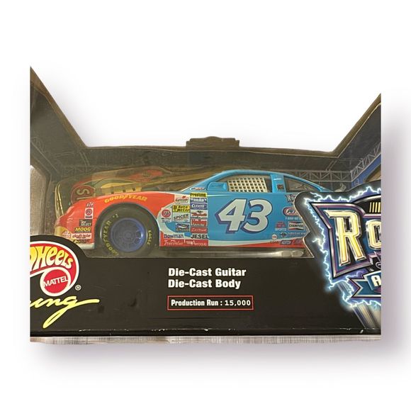 NASCAR #43 Andretti Hot Wheels Racing Rocks America 1:24 Die Cast Car & Guitar - Picture 4 of 6